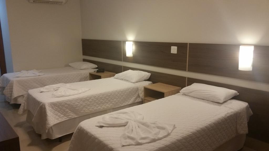 Kamur Plaza Hotel Goianesia Rom bilde