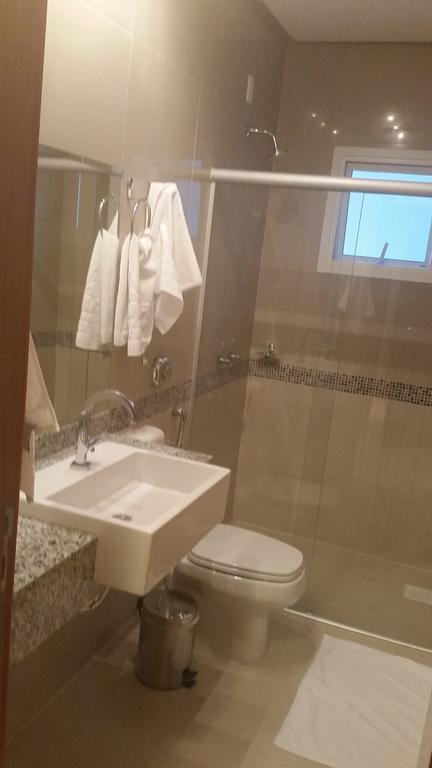 Kamur Plaza Hotel Goianesia Rom bilde